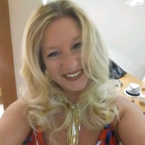 Meet your Posher, Marie